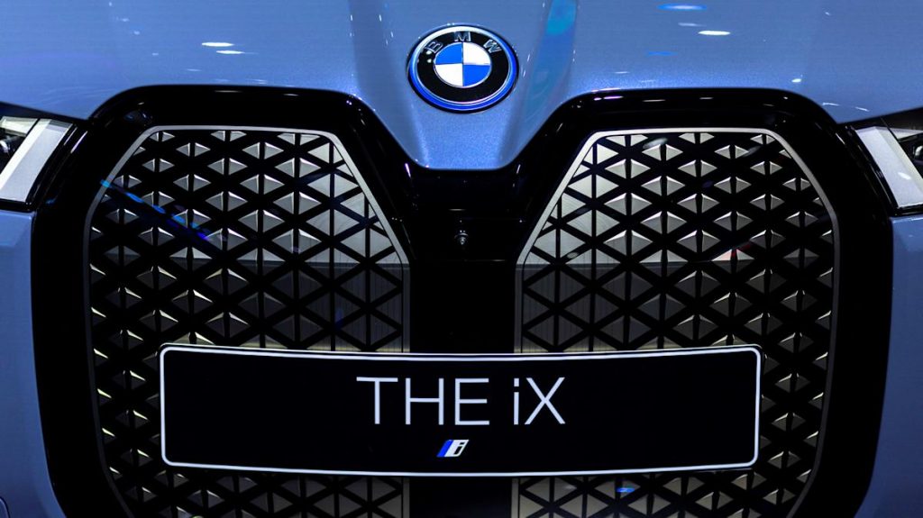 BMW takes on Tesla with luxury electric car