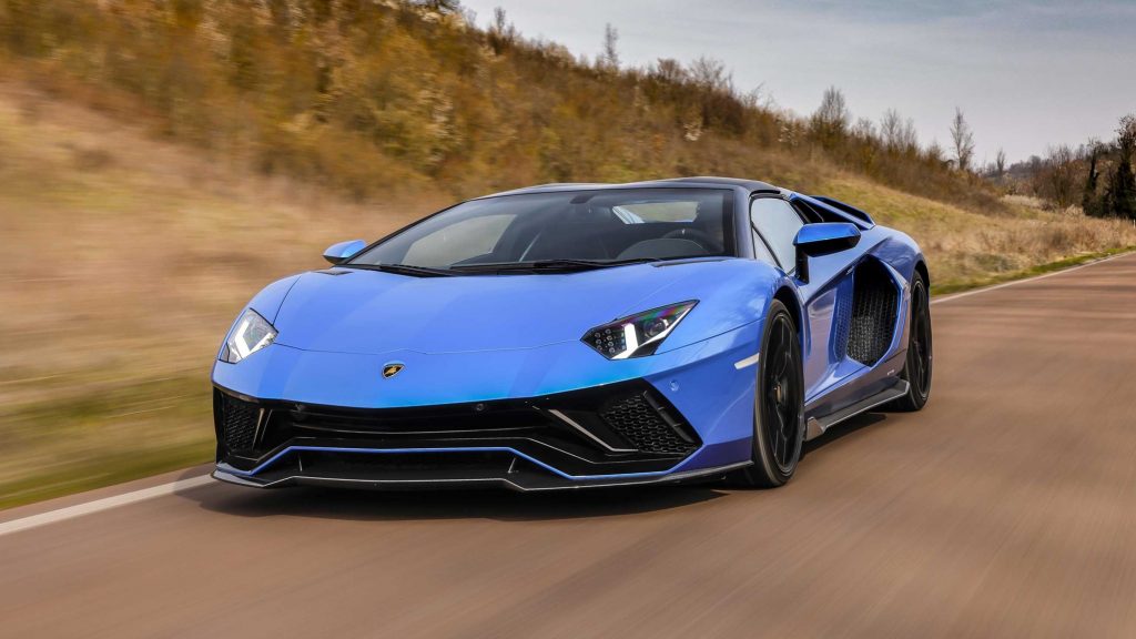 Lamborghini Aventador Ultimae (2022) review: end of the wedge